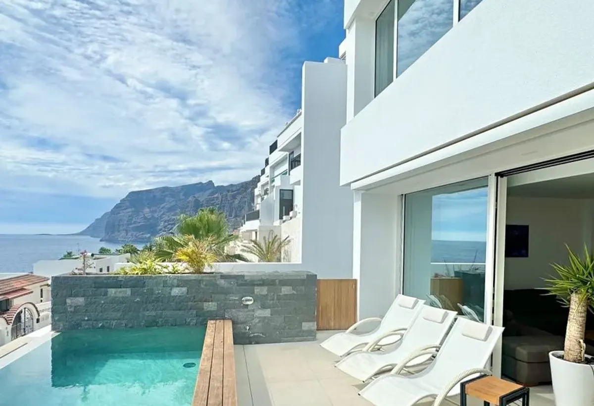 Vivienda con vistas en Los Gigantes